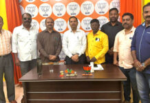 नगर पार्षद ने BJP अध्यक्ष श्री अनिल तिवारी से मुलाकात कर प्रमुख स्थानीय मुद्दों पर ध्यान केंद्रित किया। BJP Andaman