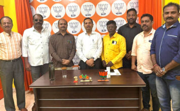 नगर पार्षद ने BJP अध्यक्ष श्री अनिल तिवारी से मुलाकात कर प्रमुख स्थानीय मुद्दों पर ध्यान केंद्रित किया। BJP Andaman