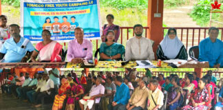 рд╕реНрд╡рджреЗрд╢рдирдЧрд░ рдЧреНрд░рд╛рдо рд╕рднрд╛ рдиреЗ рд╡рд┐рдХрд╛рд╕ рдФрд░ рд╢рд╛рд╕рди рдкрд░ рдХрдбрд╝реЗ рдкреНрд░рд╕реНрддрд╛рд╡ рдкрд╛рд░рд┐рдд рдХрд┐рдПред Gram Sabha