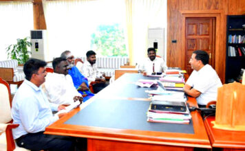 N&M के PRI सदस्यों ने अपने ग्राम पंचायतों से जुड़े विभिन्न मुद्दों पर चर्चा करने के लिए अंडमान और निकोबार प्रशासन के मुख्य सचिव से मुलाकात की। Chief sec