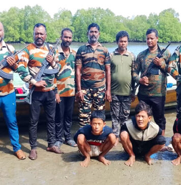 A&N पुलिस ने 08 म्यांमार के शिकारियों और इंजन वाली नाव को पकड़ा और लगभग 800 किलोग्राम समुद्री खीरा ज़ब्त किया। myanmarees Caught