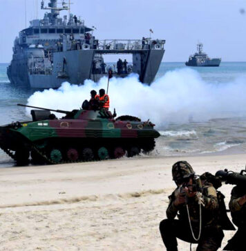 अंडमान और निकोबार कमान ‘अभ्यास द्वीप शक्ति 2026’ के दौरान बहु-क्षेत्रीय संयुक्त युद्धक कार्रवाई का नेतृत्व कर रही है। Milltry Exercise