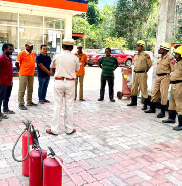 सुरक्षा का अभ्यास – बाराटांग पेट्रोल पंप पर मॉक फायर ड्रिल Mock Drill Baratang