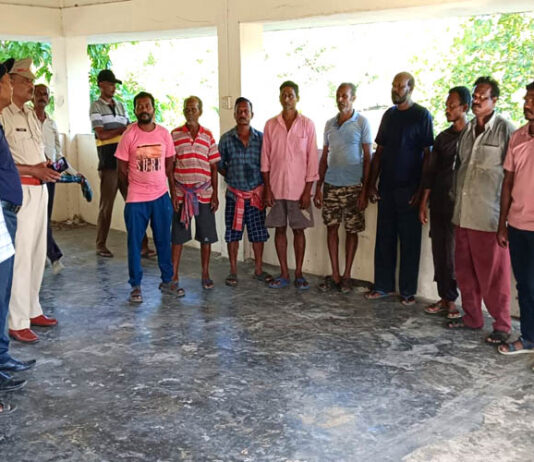 рдордЫреБрдЖрд░реЛрдВ рдХреА рд╕реБрд░рдХреНрд╖рд╛ рдФрд░ рддрдЯреАрдп рд╕реБрд░рдХреНрд╖рд╛ рдХреЗ рд▓рд┐рдП рд░рдВрдЧрдд рдореЗрдВ FWG рдХреА рдмреИрдардХ рдЖрдпреЛрдЬрд┐рдд рдХреА рдЧрдИред